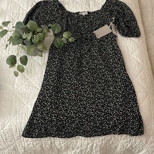 Printed mini dress 🖤